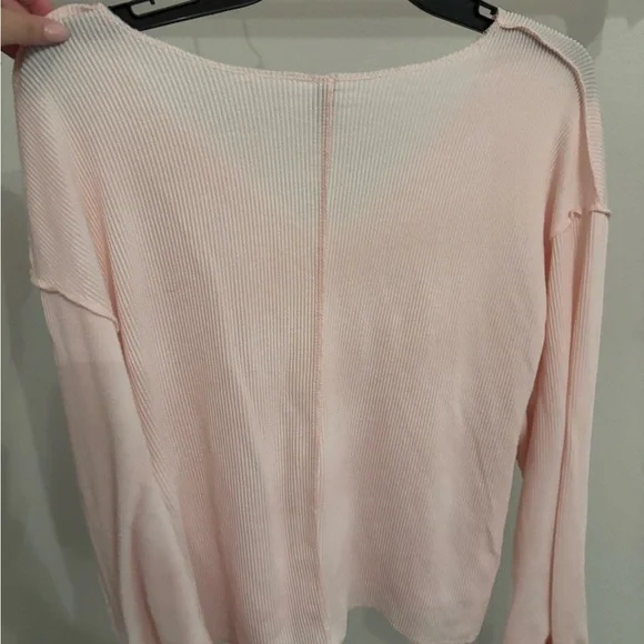 pink crop top - Picture 4 of 4